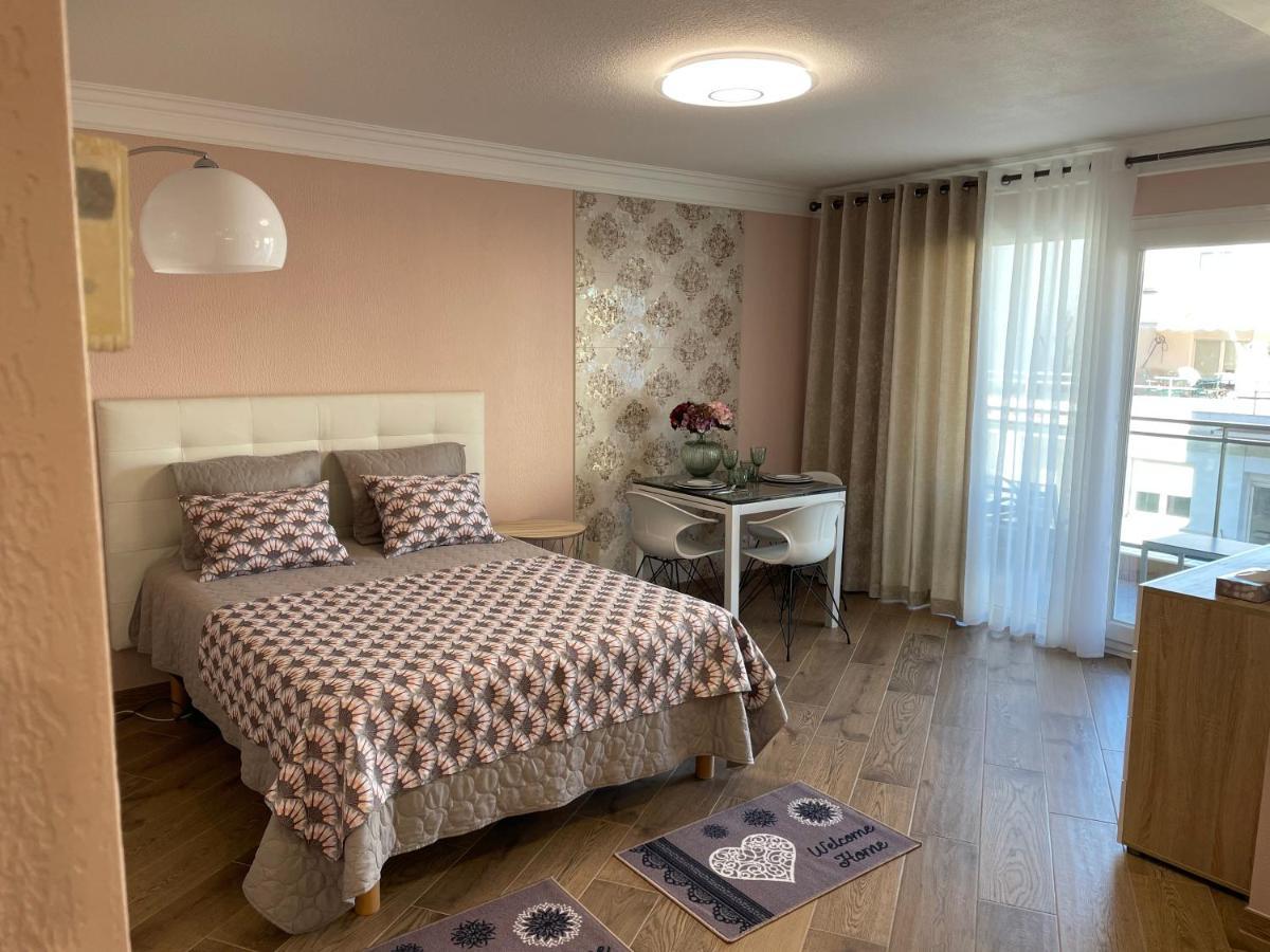 Studio With Swimming Pool 80 Meters Near The Beach Nicea Zewnętrze zdjęcie