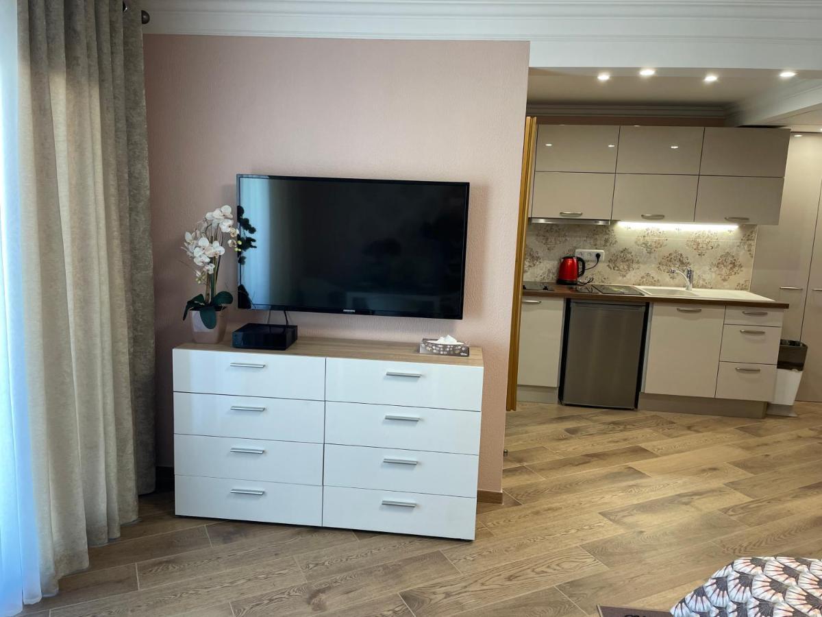 Studio With Swimming Pool 80 Meters Near The Beach Nicea Zewnętrze zdjęcie