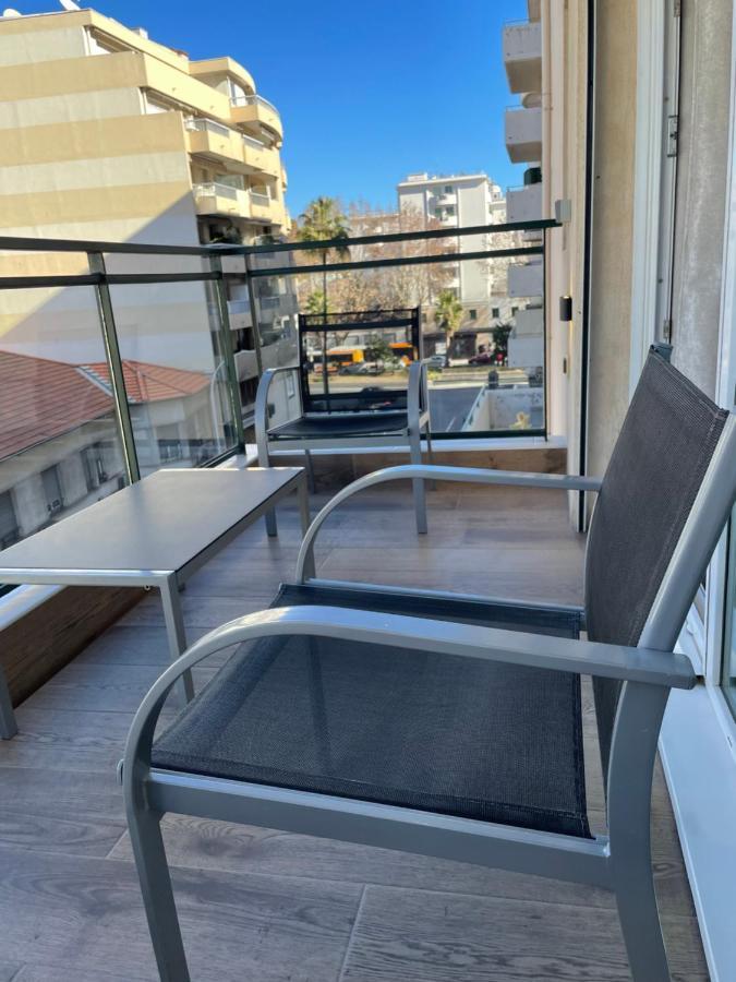 Studio With Swimming Pool 80 Meters Near The Beach Nicea Zewnętrze zdjęcie