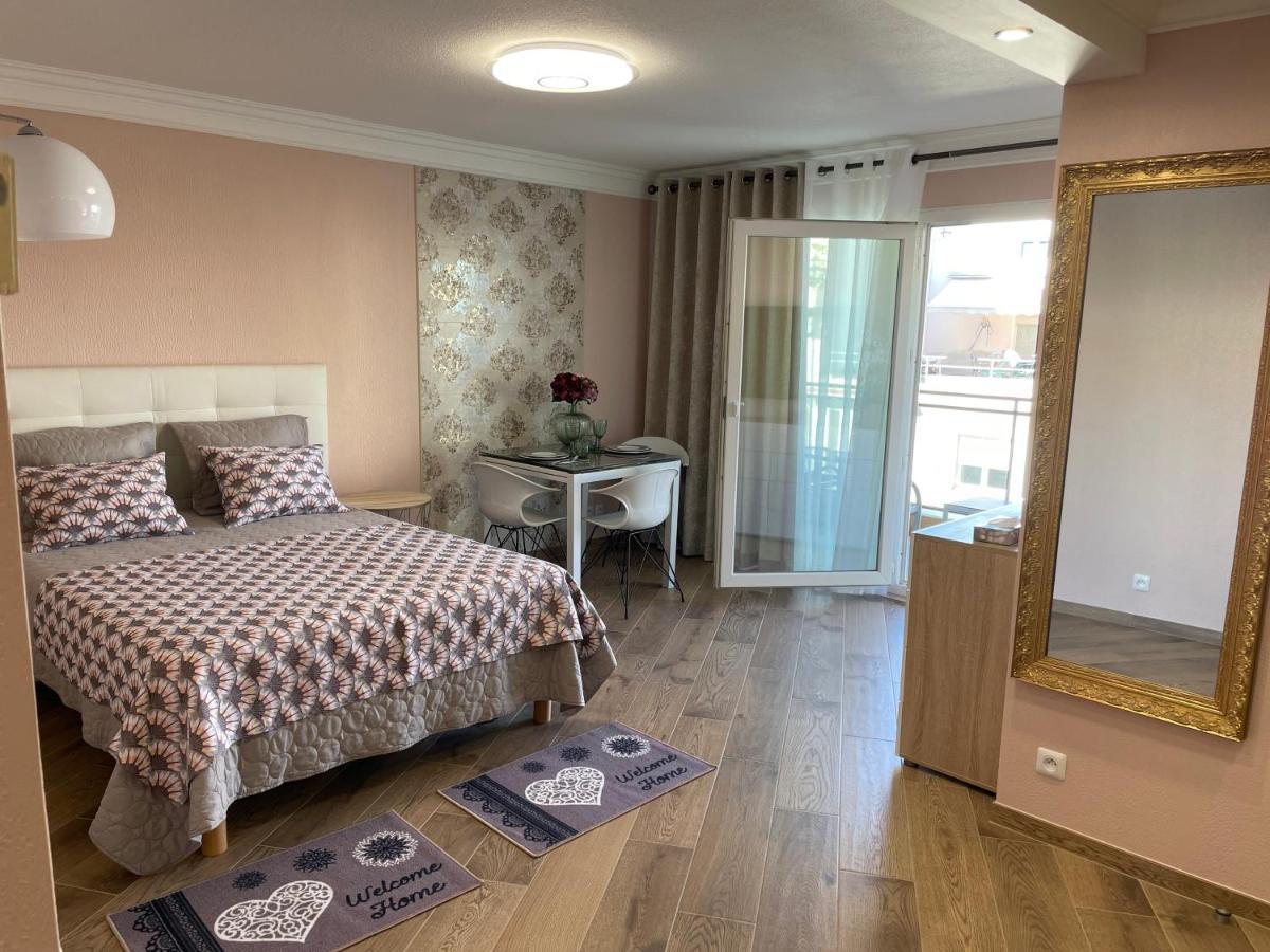 Studio With Swimming Pool 80 Meters Near The Beach Nicea Zewnętrze zdjęcie